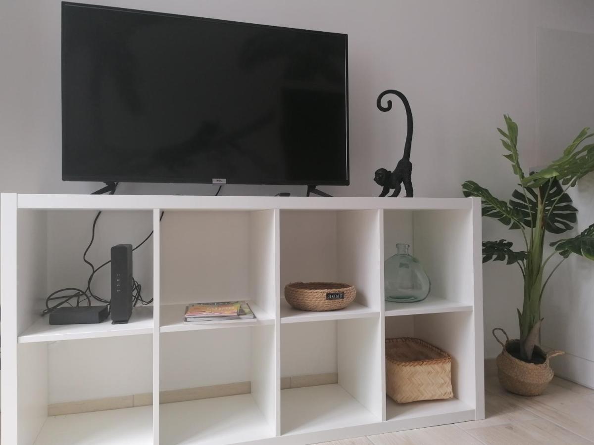 Le Manut, Charme Et Confort ดีจอง ภายนอก รูปภาพ